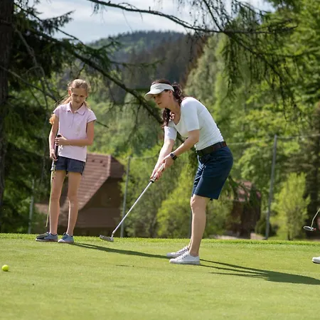 Wellness Horal, Velke Karlovice